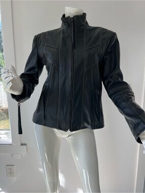 100% Lambskin Leather Zip-Up Jacket - Women's Stylish Moto Coat ,Canada Size 10